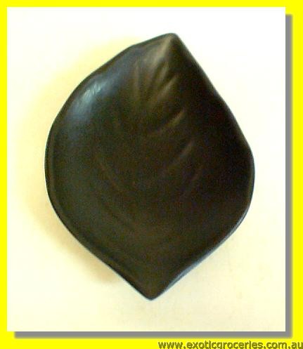 Black Leaf Shape Sauce Plate E0027