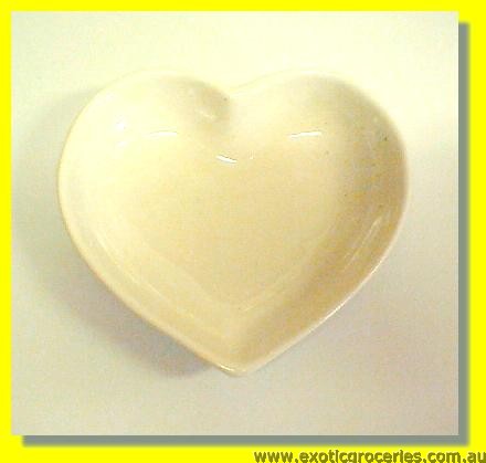 White Heart Shape Saucer M1124