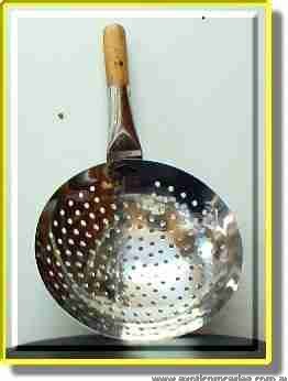 S.S. Strainer 30cm 104056A